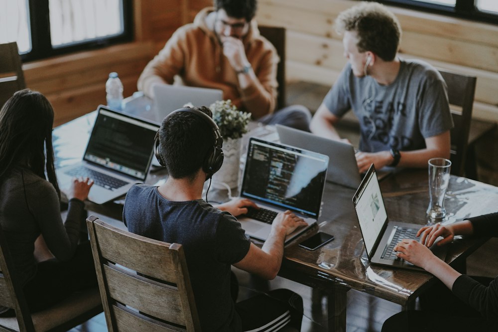 CRO team collaborating